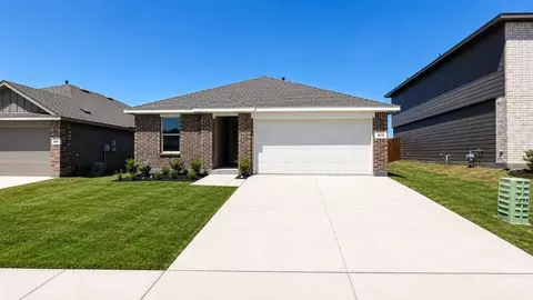 413 Babbling Brook Dr, Ponder, TX 76259