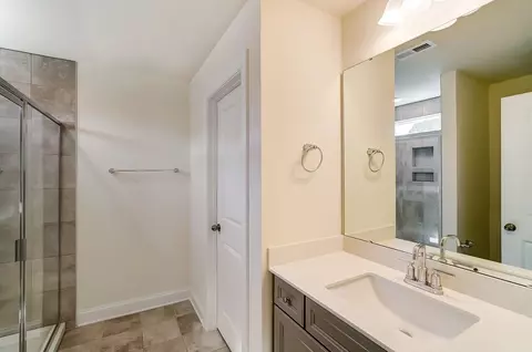 Bath - 3170 Three Chopt Rd, Gum Spring, VA 23065 photo 5 of 18