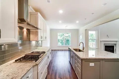 Kitchen - 3170 Three Chopt Rd, Gum Spring, VA 23065 photo 4 of 9