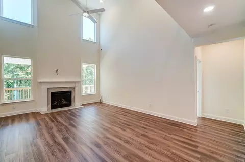 Living - 3170 Three Chopt Rd, Gum Spring, VA 23065 photo 5 of 11