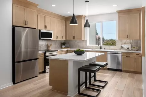 Kitchen - 5901 Atlantic Ave, Long Beach, CA 90805 photo 1 of 1