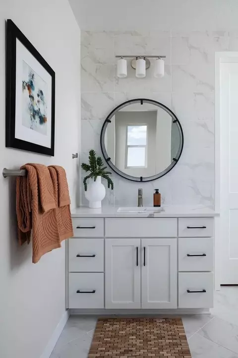Bath - 11720 Verse Rd, Lone Tree, CO 80124 photo 1 of 1