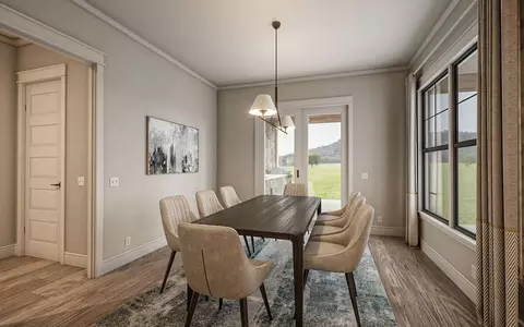 Dining - Jeremiah Ct, Hickory, NC 28601 photo 1 of 2