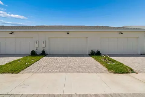 8217 Seaflower Pkwy, Bradenton, FL 34210