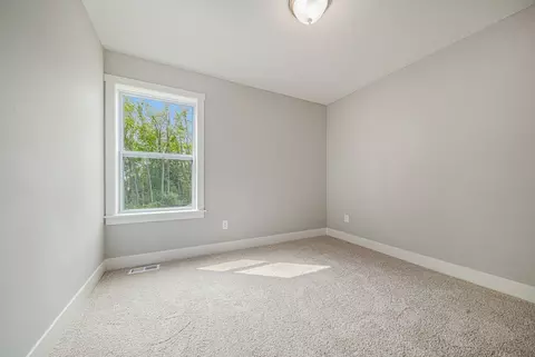 Bedroom - Kappler Drive, Brooklyn, MI 49230 photo 4 of 11