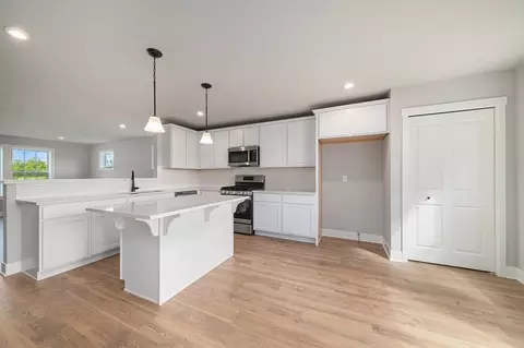 Kitchen - Kappler Drive, Brooklyn, MI 49230 photo 1 of 3
