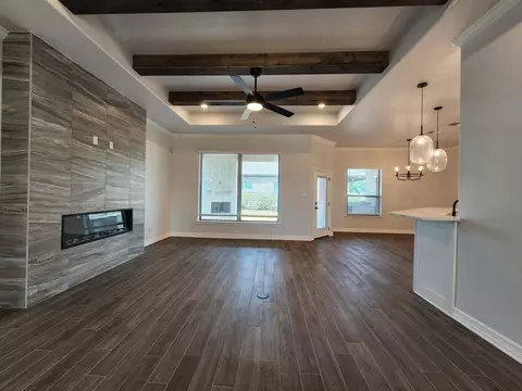 Living - 406 Eagle Hts, Salado, TX 76571 photo 1 of 3