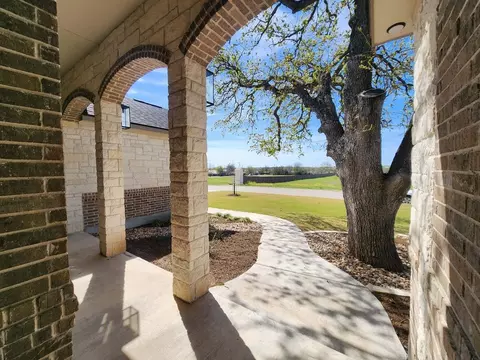 Exterior - 406 Eagle Hts, Salado, TX 76571 photo 7 of 13