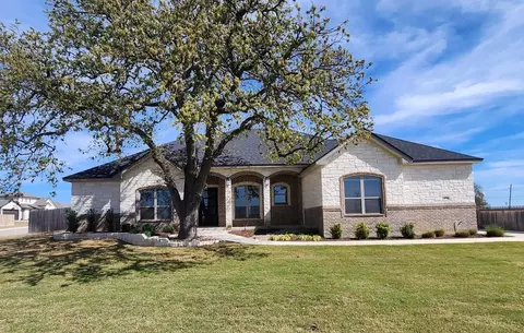 406 Eagle Hts, Salado, TX 76571