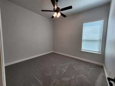 Bedroom - 406 Eagle Hts, Salado, TX 76571 photo 3 of 4