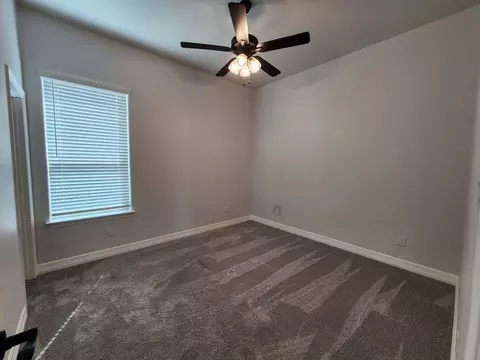 Bedroom - 406 Eagle Hts, Salado, TX 76571 photo 4 of 4