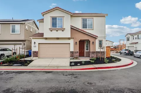 Exterior - 208 Mindy Way, Pittsburg, CA 94565 photo 6 of 8