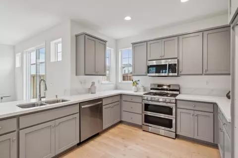 Kitchen - 263 Mindy Way, Pittsburg, CA 94565 photo 1 of 1