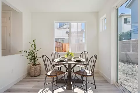 Dining - 238 Mindy Way, Pittsburg, CA 94565 photo 1 of 3