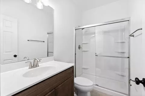 Bath - 1 Hazel Ct, Wright City, MO 63390 photo 13 of 14