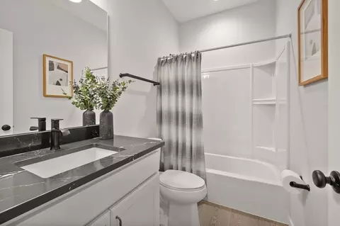 Bath - 1 Hazel Ct, Wright City, MO 63390 photo 3 of 14