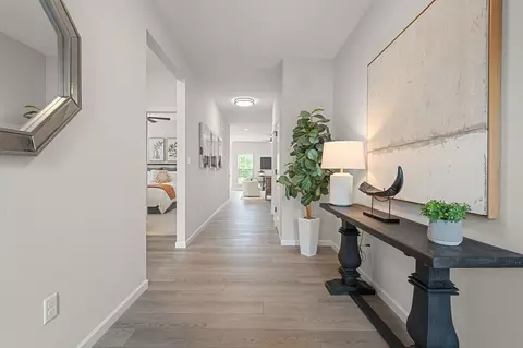 Entry Way - 1 Hazel Ct, Wright City, MO 63390 photo 2 of 12