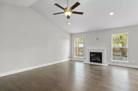 Living - 1 Hazel Ct, Wright City, MO 63390 photo 6 of 18