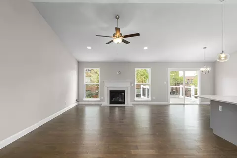 Living - 1 Hazel Ct, Wright City, MO 63390 photo 7 of 18