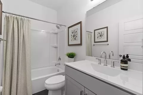 Bath - 1 Hazel Ct, Wright City, MO 63390 photo 6 of 14