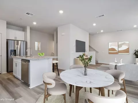 Coming Soon, Anaheim, CA 92805 photo 2