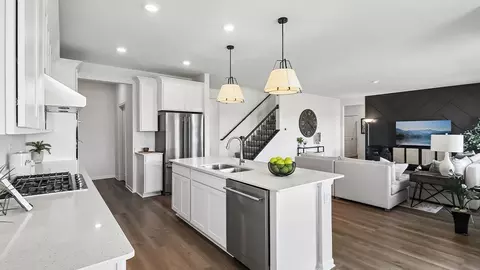 Kitchen - 265 Snowdrop Ln, Elgin, IL 60124 photo 4 of 8