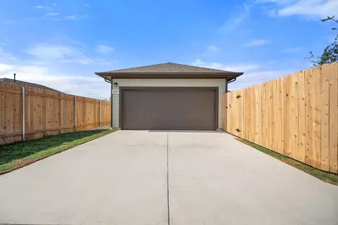 Exterior - 6570 Marsh Ln, Buda, TX 78610 photo 8 of 9