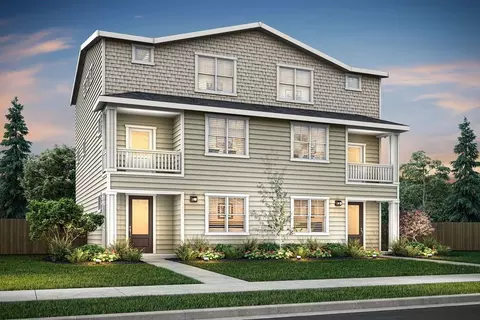 8746 151st St Ct E, Puyallup, WA 98375