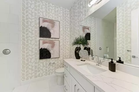 Bath - 12390 Cedar Pass Trl, Parrish, FL 34219 photo 6 of 7