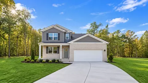 104 Fieldcrest Ln, Staunton, VA 24401
