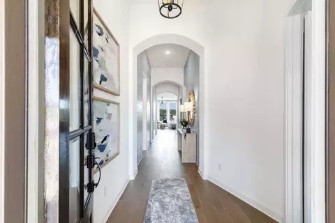 Entry Way - 325 Vale Run, Kyle, TX 78640 photo 2 of 3