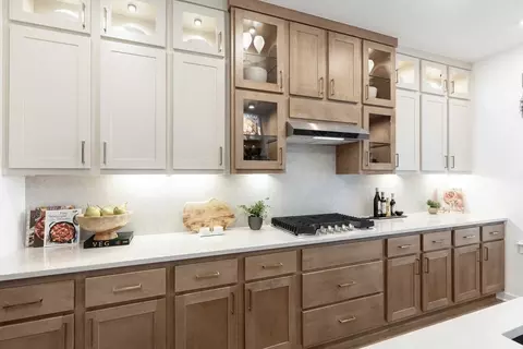 Kitchen - 15311 Le Reve Ln, Conroe, TX 77302 photo 4 of 8