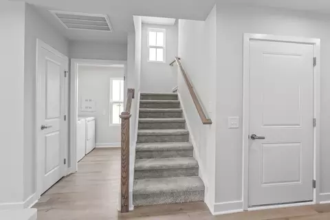Entry Way - 1016 Dumfries Ct, Mcdonough, GA 30253 photo 8 of 8