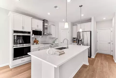 Kitchen - 9778 Lehigh Ave, Savannah, GA 31406 photo 5 of 6