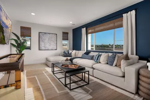 Living - 1613 Wren Ave, Redlands, CA 92374 photo 4 of 10