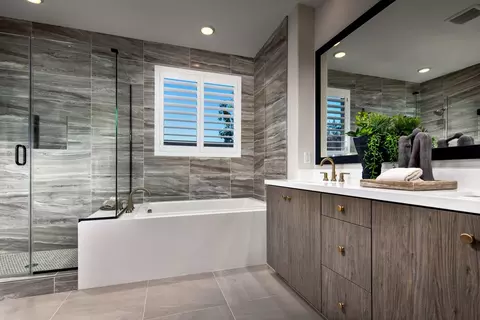 Bath - 1613 Wren Ave, Redlands, CA 92374 photo 4 of 9