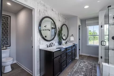 Bath - 2705 Buckridge Dr, Cincinnati, OH 45233 photo 13 of 13