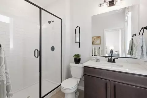 Bath - 23704 E 36th Pl, Aurora, CO 80019 photo 3 of 3