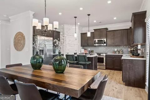 Dining - 223 Shantz Way, Byron, GA 31008 photo 6 of 10