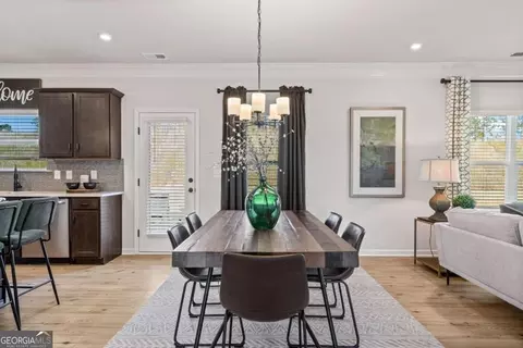 Dining - 223 Shantz Way, Byron, GA 31008 photo 3 of 10