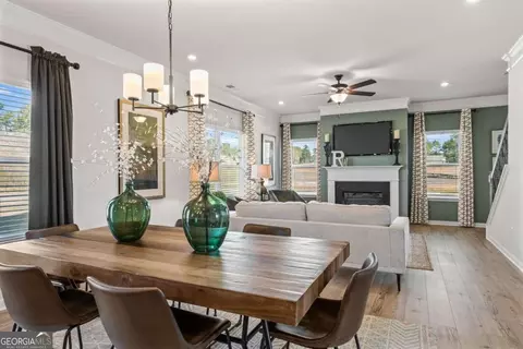Dining - 223 Shantz Way, Byron, GA 31008 photo 5 of 10