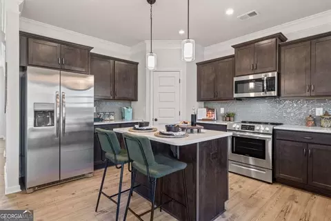 Kitchen - 223 Shantz Way, Byron, GA 31008 photo 3 of 8