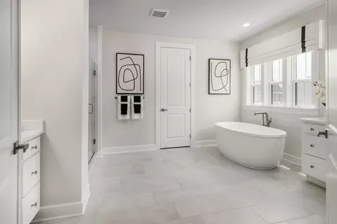 Bath - 28416 Keel Dr, Milton, DE 19968 photo 2 of 6