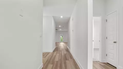 Entry Way - 104 Gray Owl Dr E, Freeport, FL 32439 photo 1 of 3