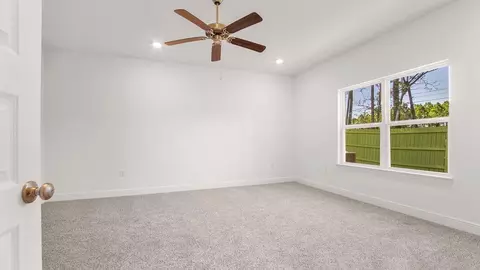 Bedroom - 104 Gray Owl Dr E, Freeport, FL 32439 photo 1 of 9