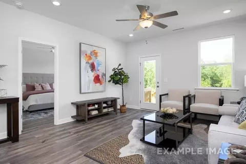 Entry Way - 2915 Carpenter Rd, Durham, NC 27704 photo 4 of 9