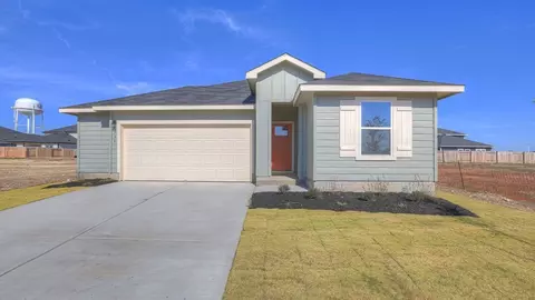 331 Yellowstone Dr, Kyle, TX 78640