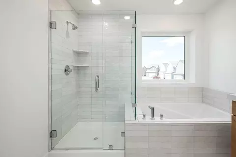 Bath - 246 E 8000 S, Sandy, UT 84070 photo 3 of 4