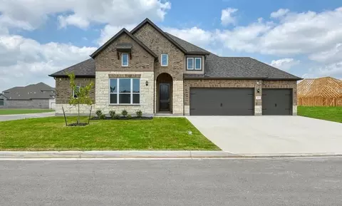 212 Megans Ln, Castroville, TX 78009