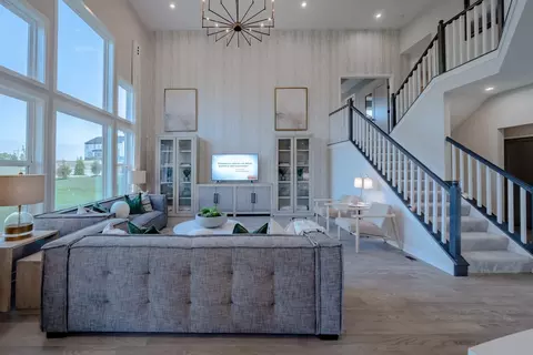 Living - 5236 Ivy Rose Ln, Cincinnati, OH 45247 photo 8 of 11